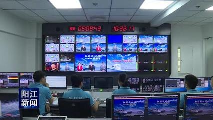 记者节:新闻现场背后的记者故事